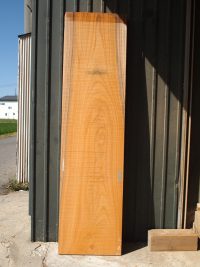 欅 (ケヤキ)一枚板 | あきたの材木屋